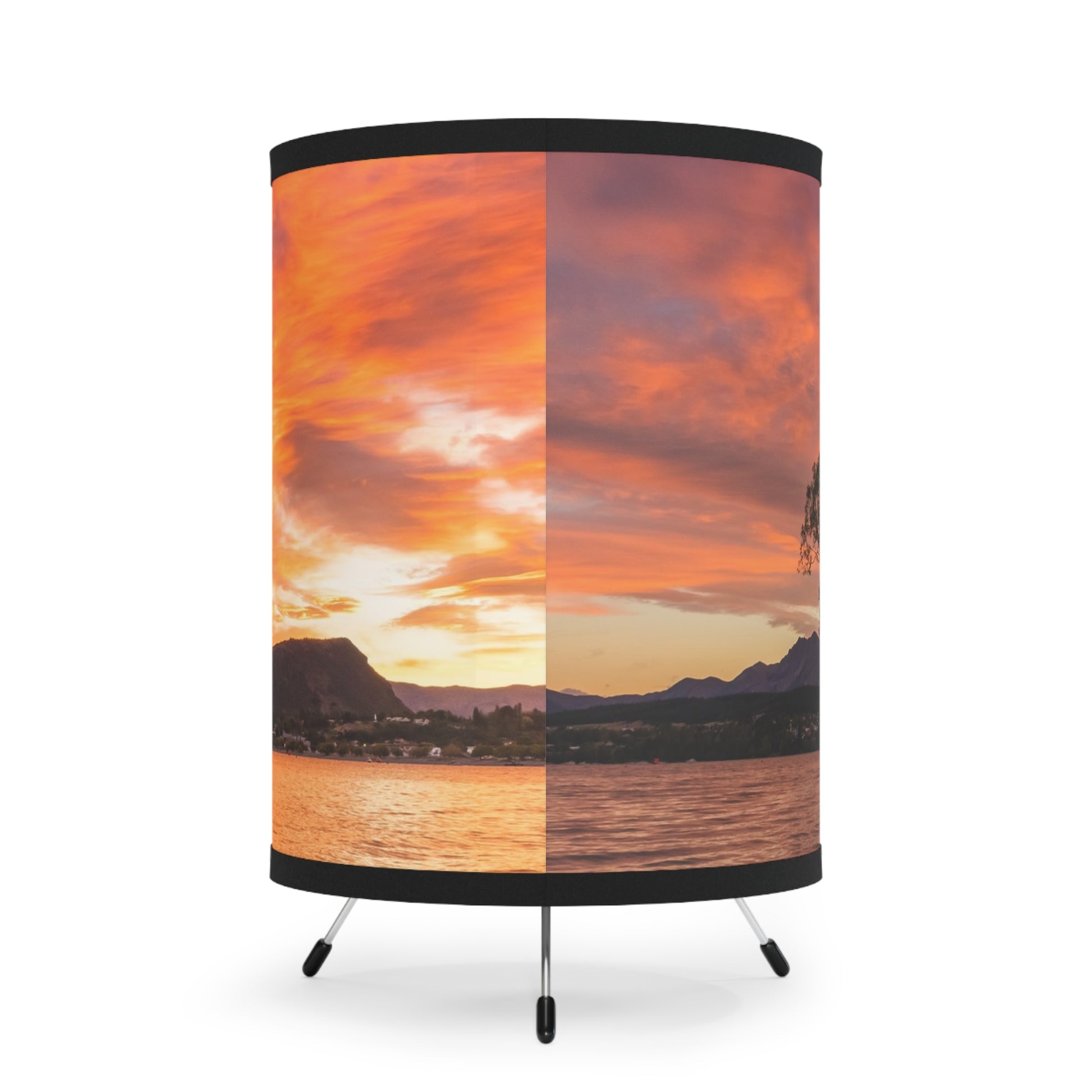 Wanaka Queenstown Tripod Lamp