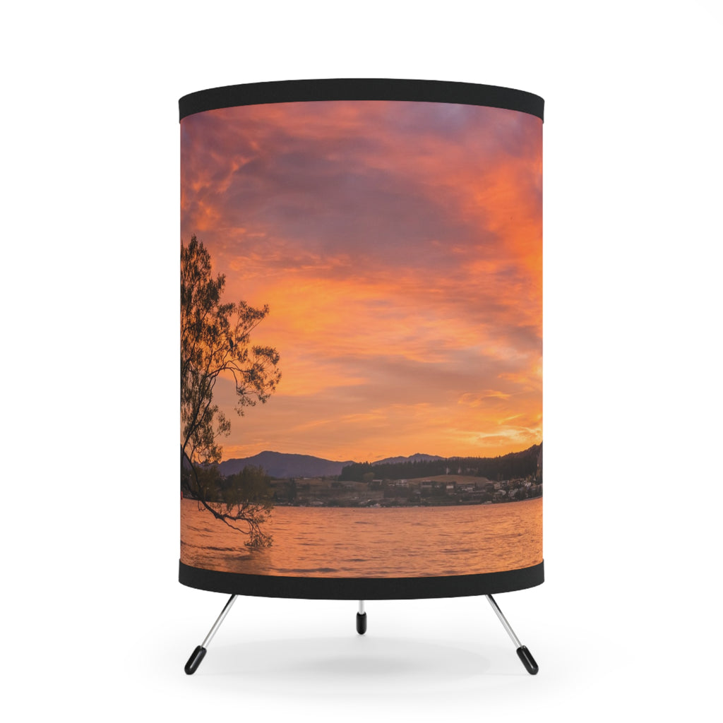 Wanaka Queenstown Tripod Lamp