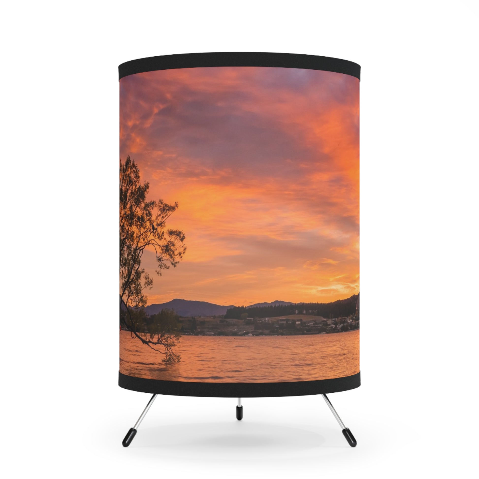 Wanaka Queenstown Tripod Lamp