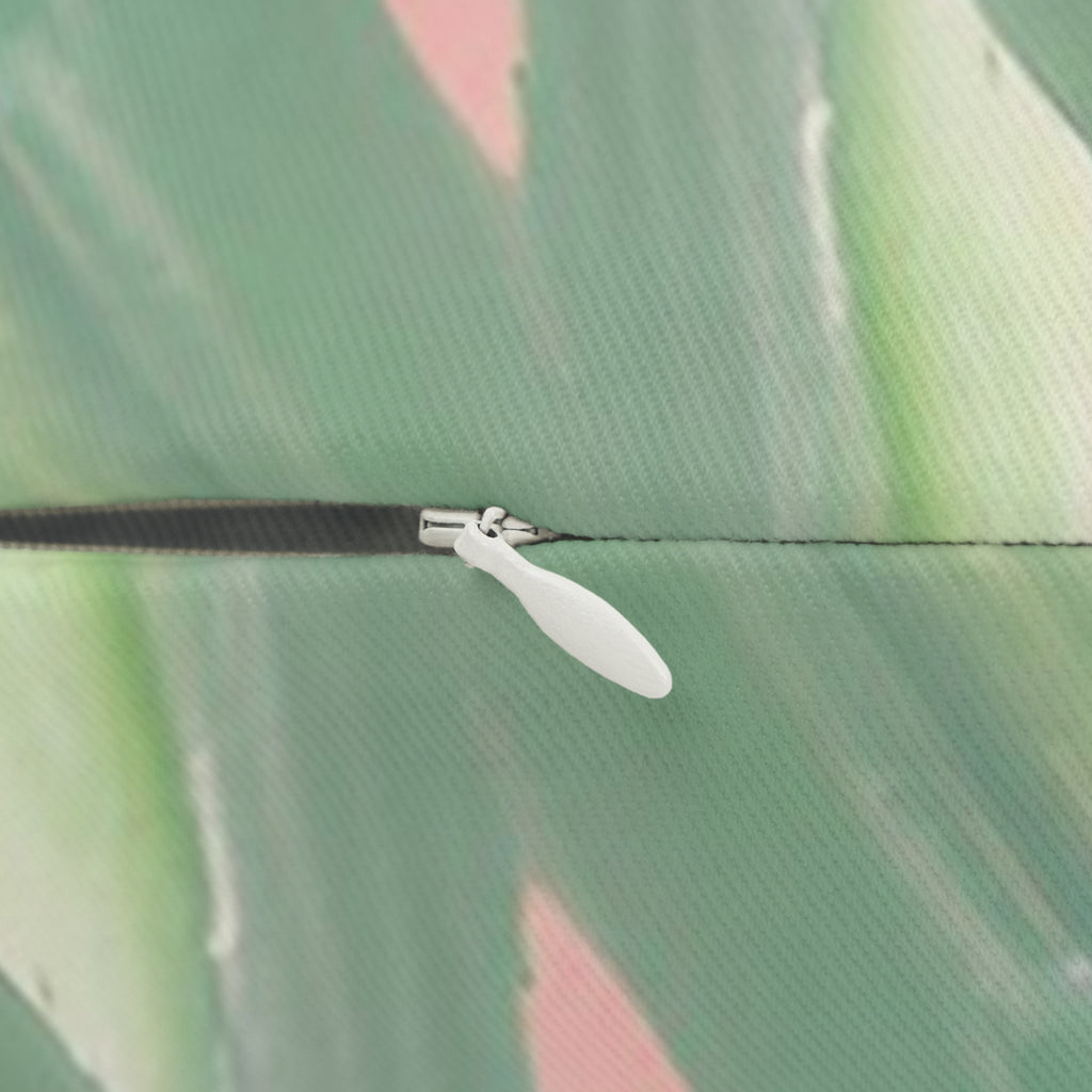 The Leaf Lumbar Pillow