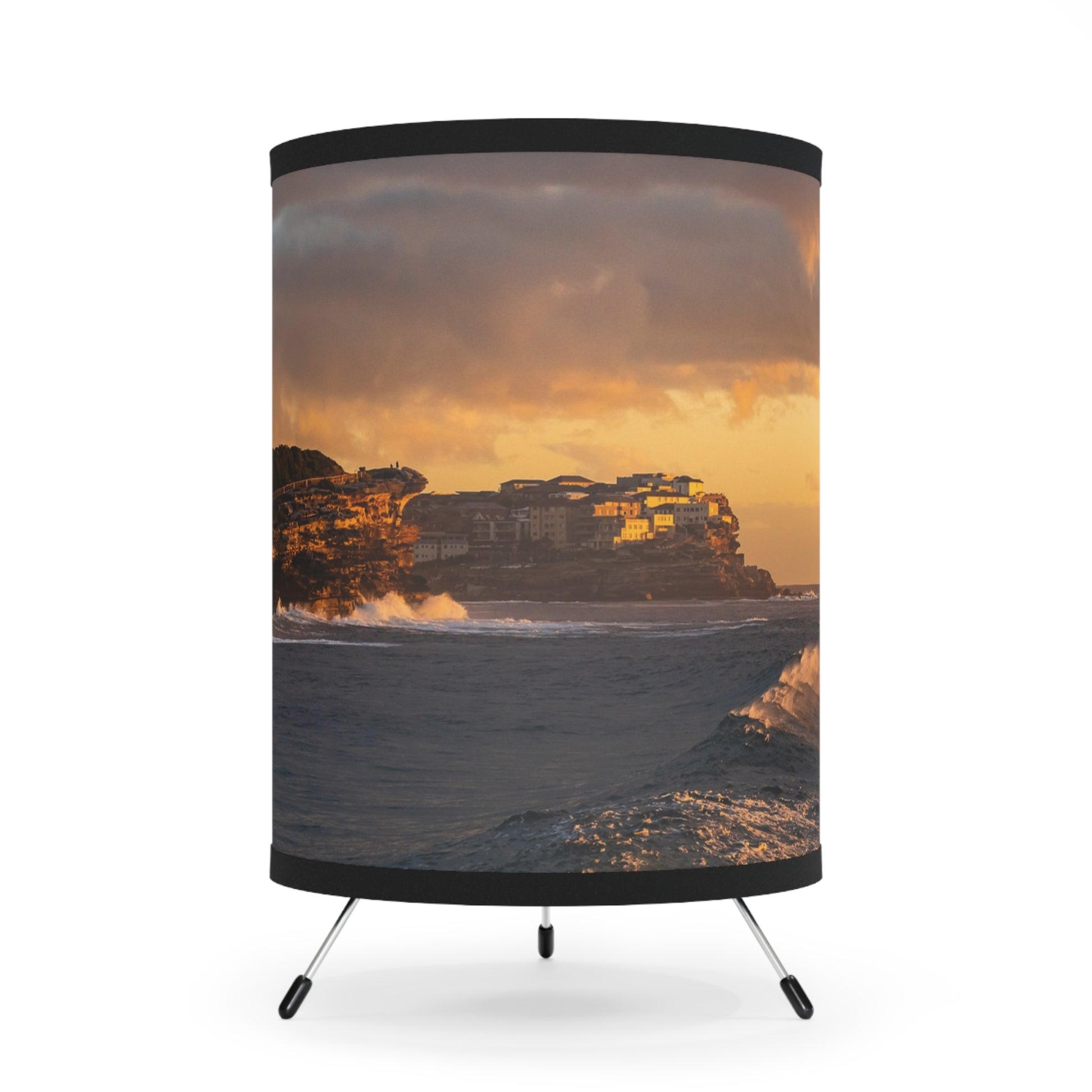 Bronte Surf Tripod Lamp